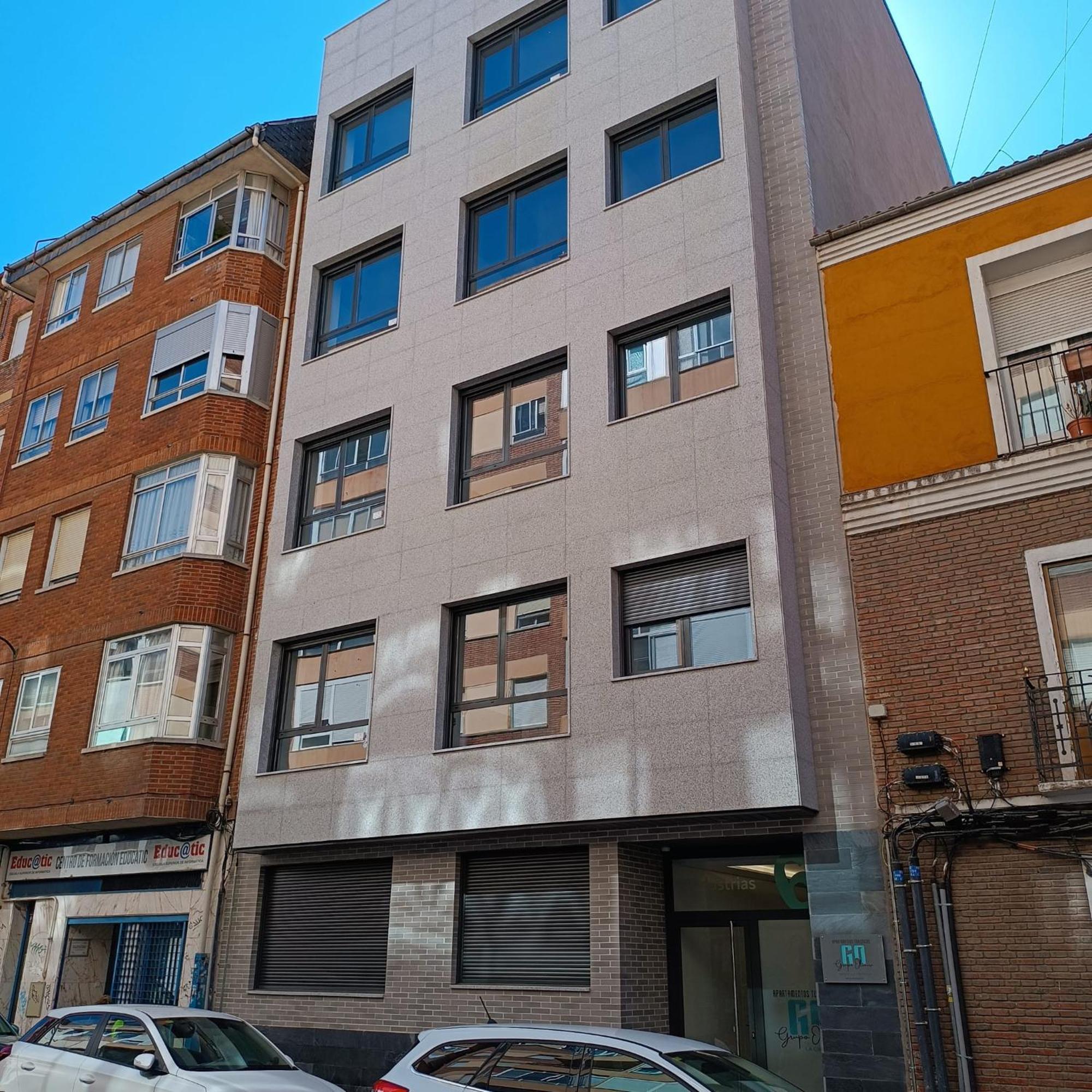 Apartamentos Go La Circular-Parking Gratuito Valladolid Luaran gambar